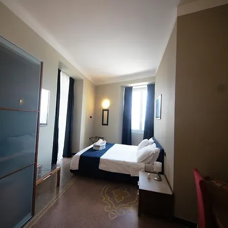 Luna Rooms-2